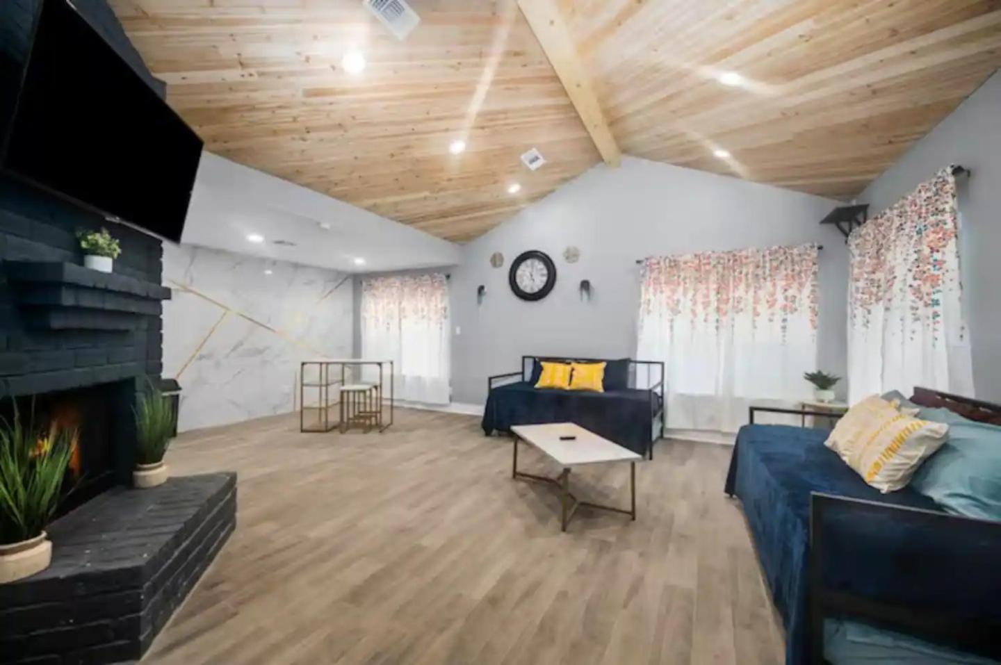 Spacious 1Br Galleria Apt With Pool & Free Park Хюстън Екстериор снимка