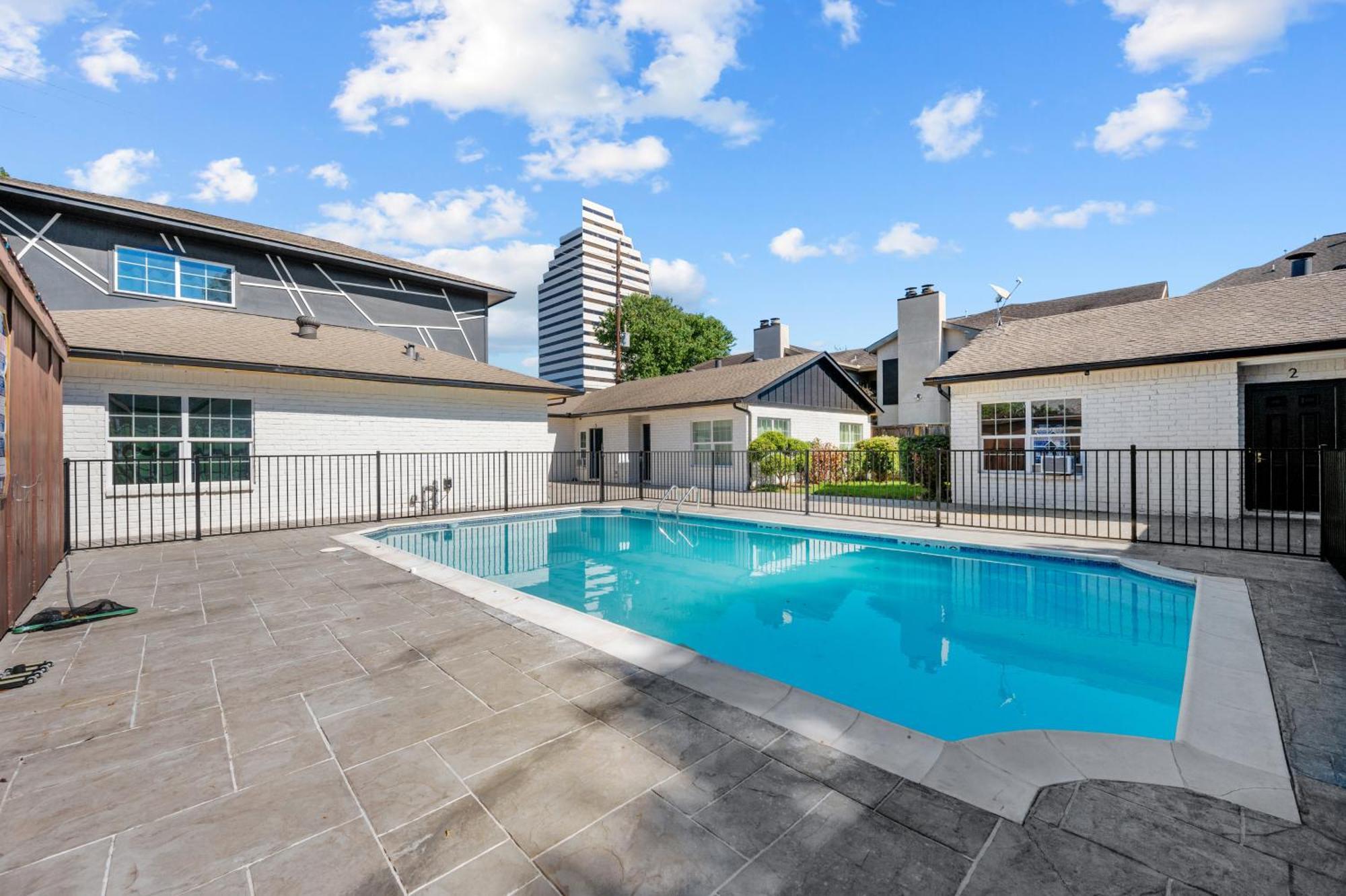 Spacious 1Br Galleria Apt With Pool & Free Park Хюстън Екстериор снимка